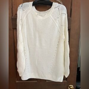 Maurices lightweight white sweater size XL